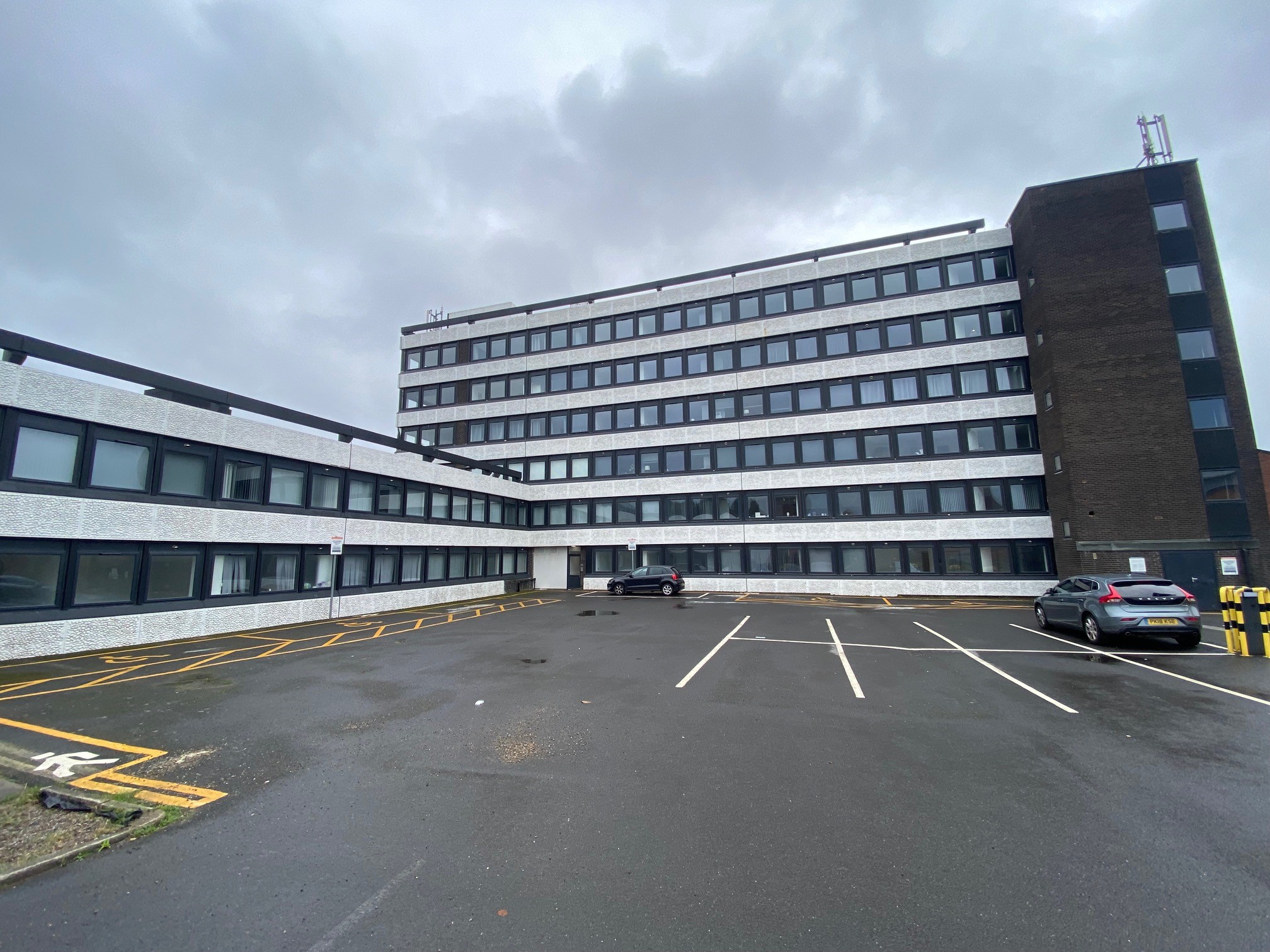 G12, YEADON HOUSE, Green Lane, LEEDS photo 2