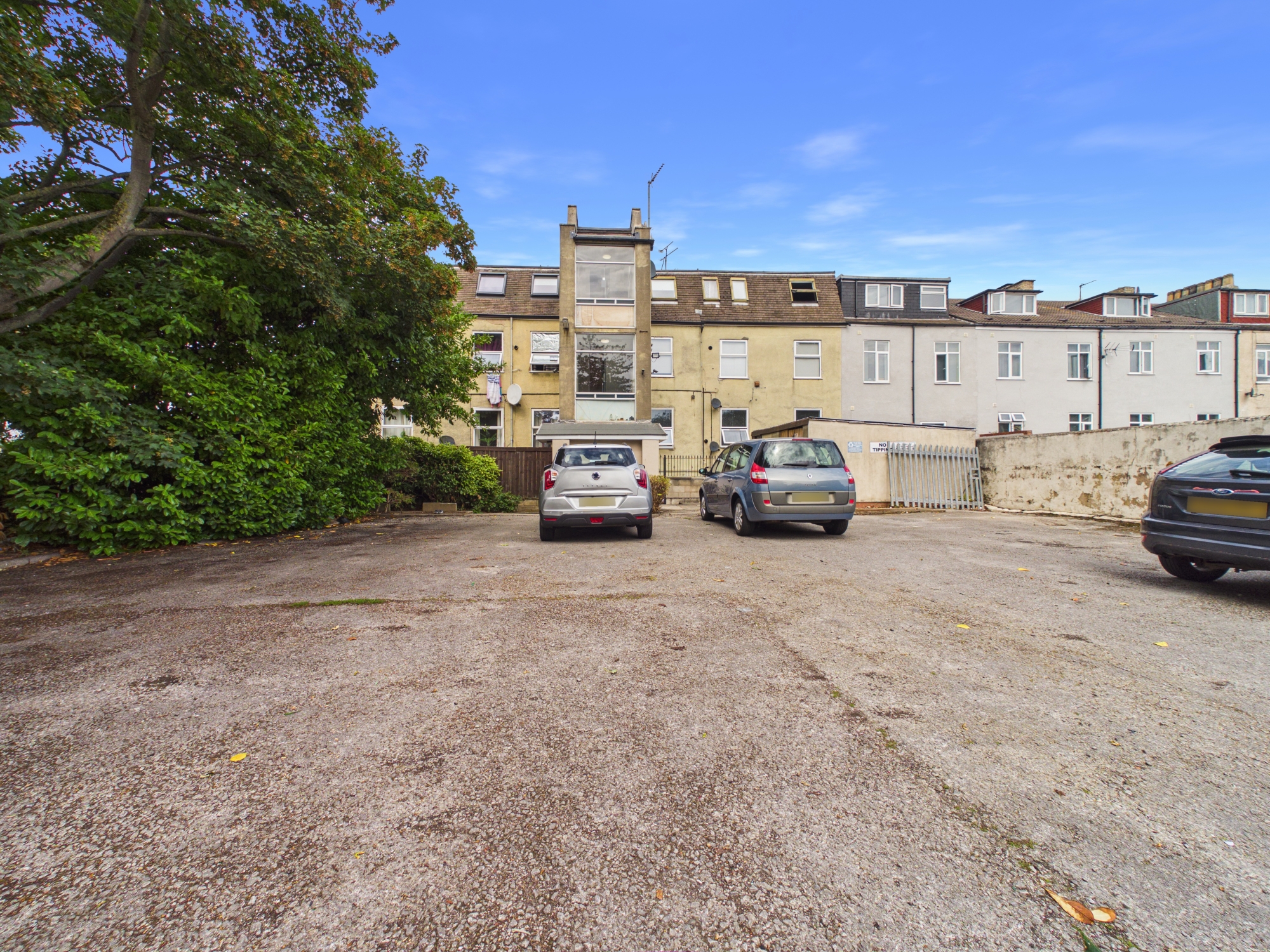 Flat 20, Carlton House, 307–311 Anlaby Road, Hull, HU3 2SB - listing photo