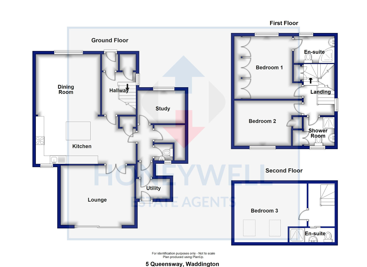 3 Bedrooms Semi-detached house for sale in Queensway, Waddington BB7