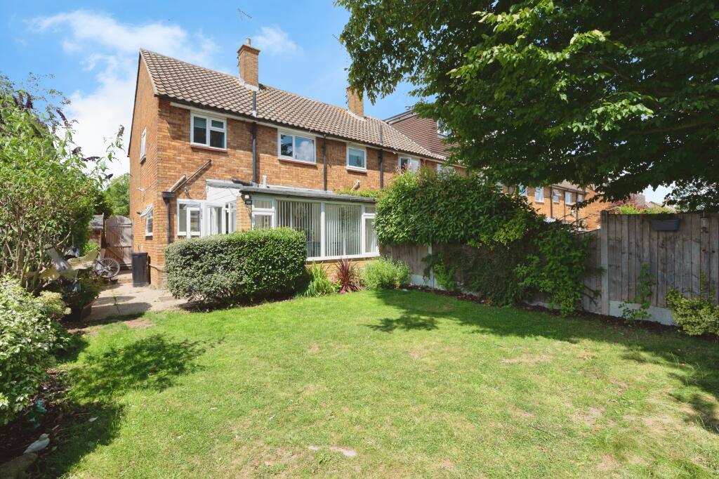 3-bed house on 25, Birkbeck Road, Brentwood, £425,000