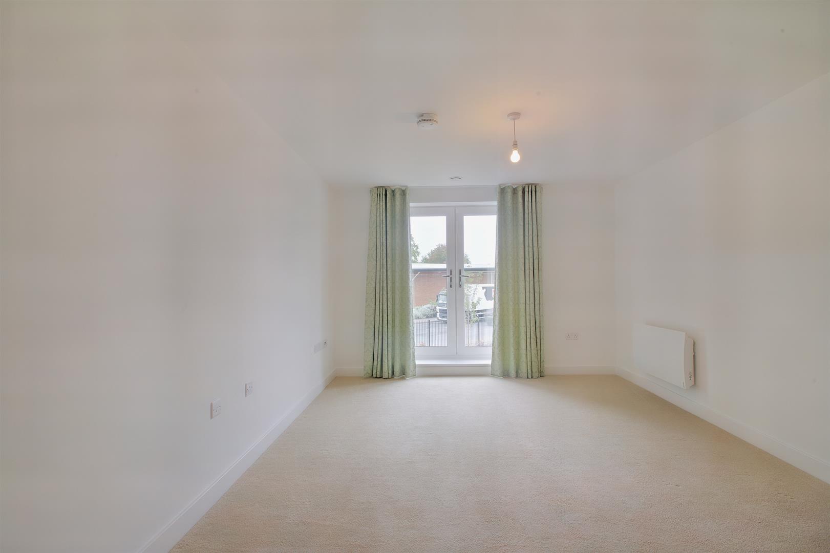 15 Homestead Place, Upper Staithe Road, Norwich photo 3