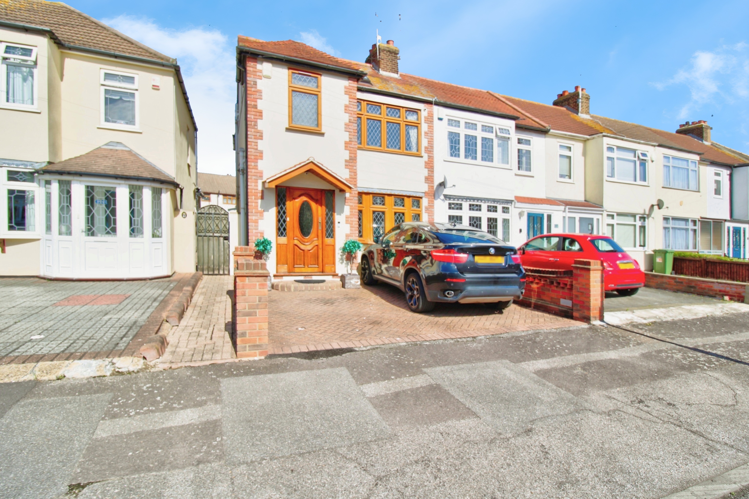 4-bed terraced on 65, Gainsborough Road, Rainham, £550,000