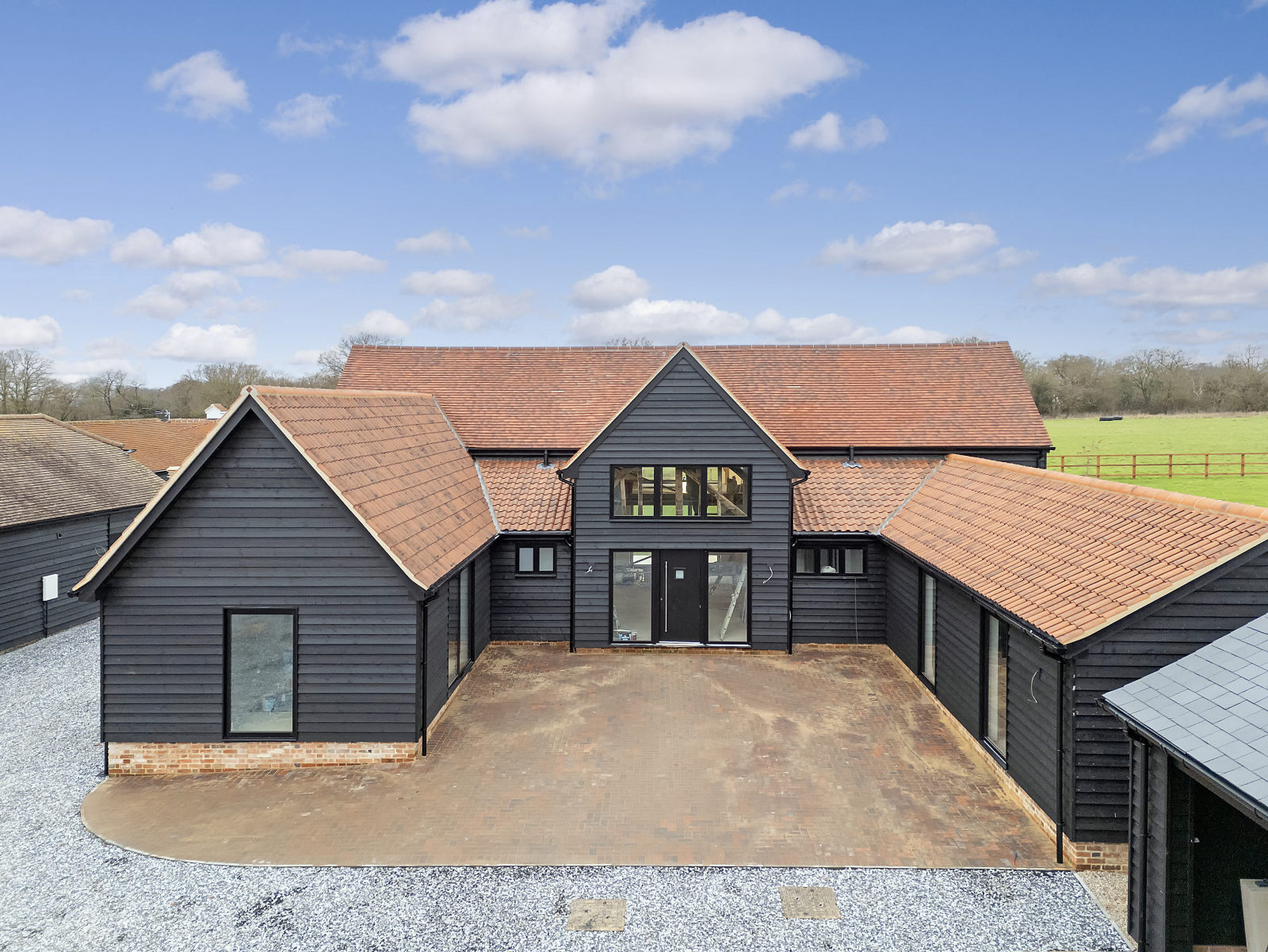 5 bedroom detached new house for sale 0