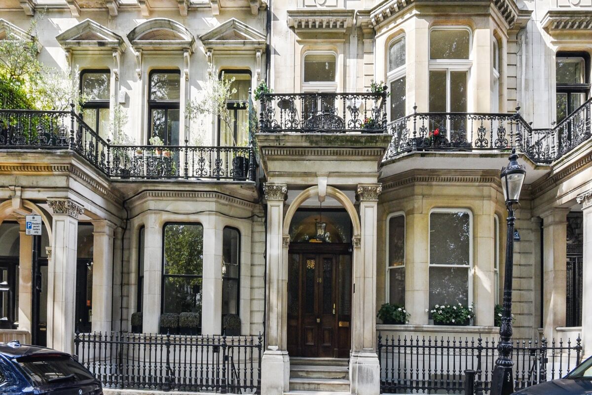 2 bedroom flat for sale 0