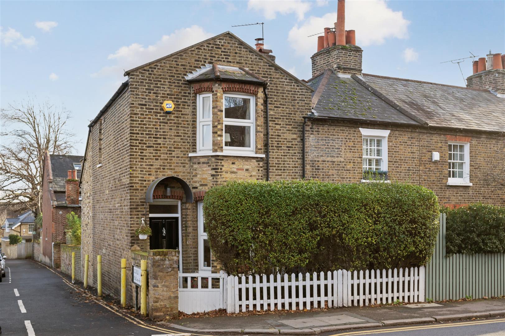 5 bedroom detached house for sale in Bingley