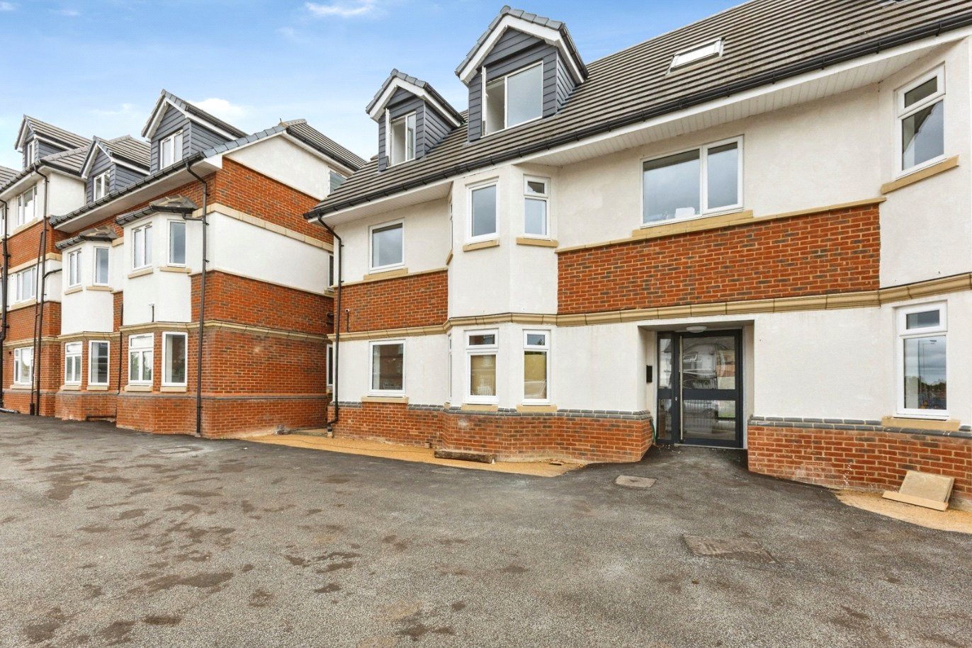 Flat 6, 177, Basingstoke Road, Berkshire photo 2