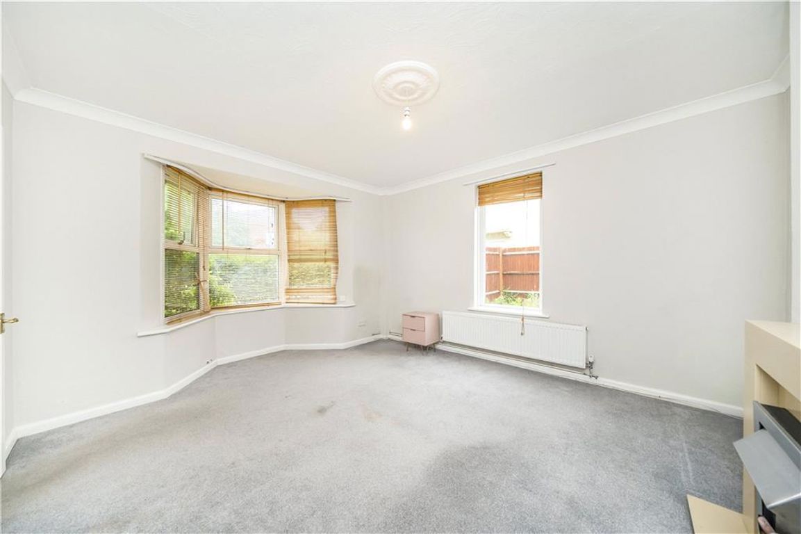 3 bedroom terraced house for sale 0