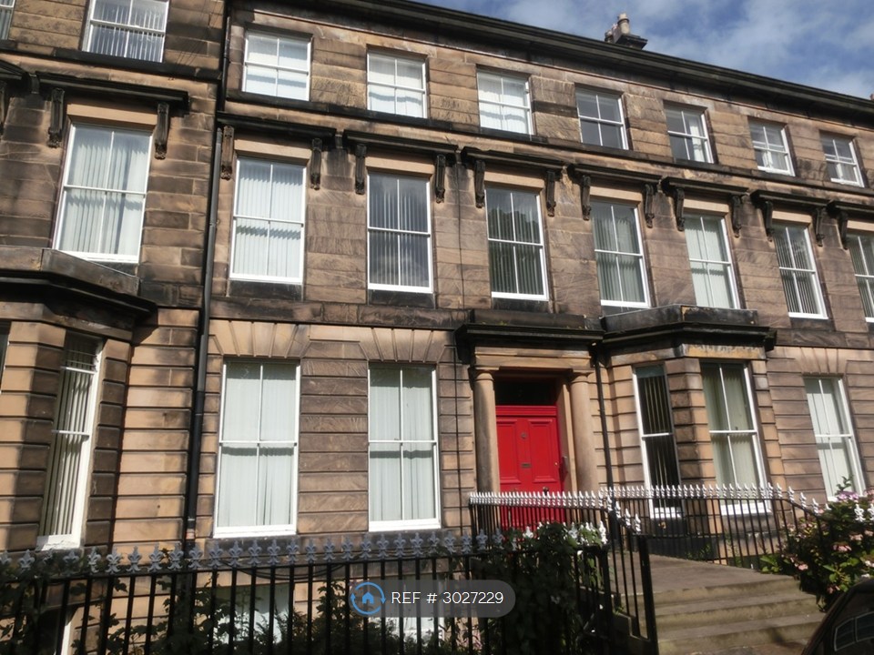 Flat A, St Aidans Terrace Claughton, Wirral photo 3
