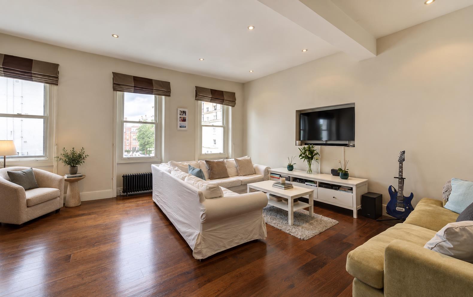 Flat D, 10, Upper Montagu Street, London photo 2