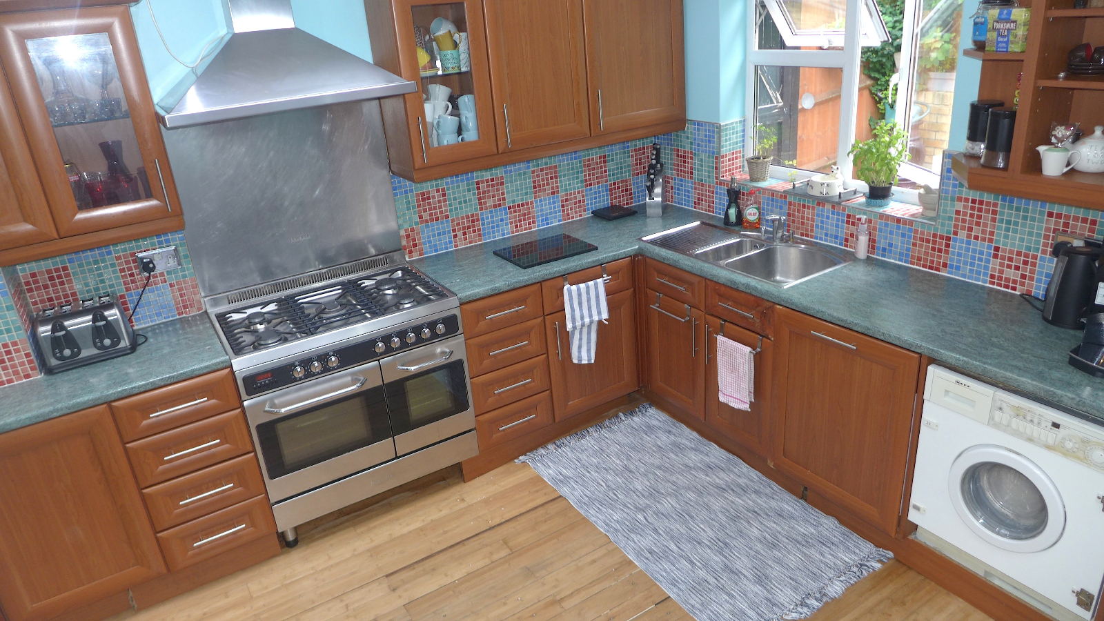 Free property report 37 Whitefield Avenue, Purley, CR8 4BP Chimnie