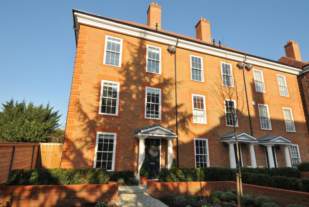 6 bedroom detached house for sale in Sevenoaks