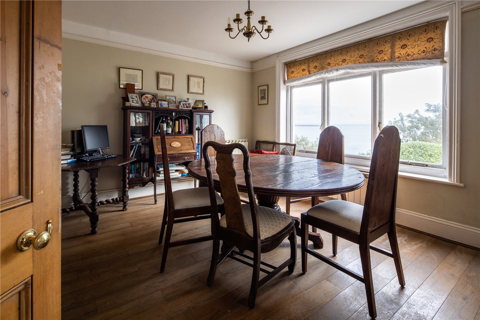 5 bedroom detached house for sale 0