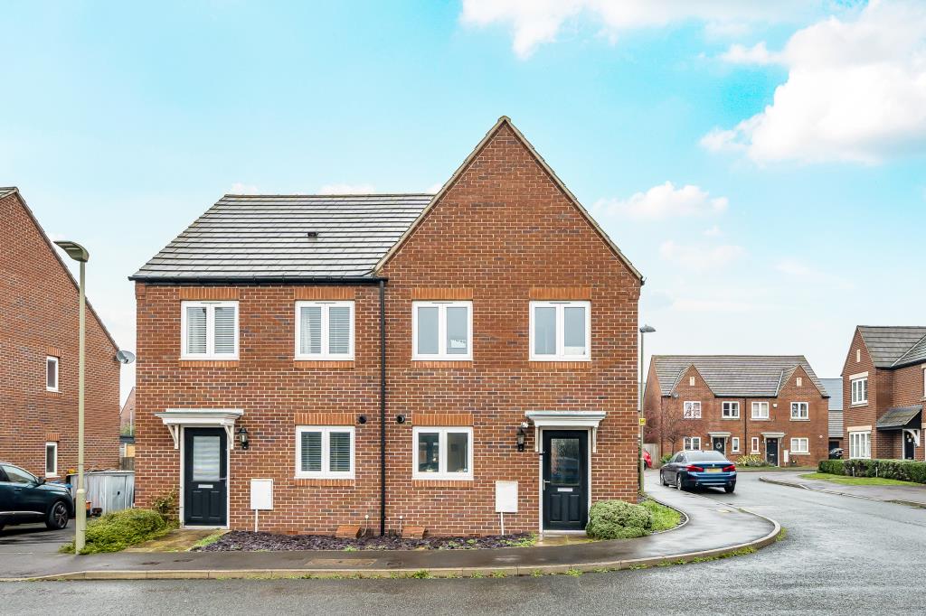 2-bed house on 9 BROAD WAY, Broad Way, Upper Heyford, Bicester, £315,000