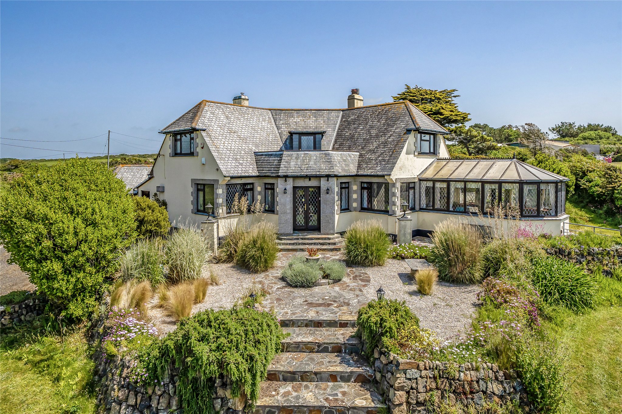 4 bedroom detached house for sale 0
