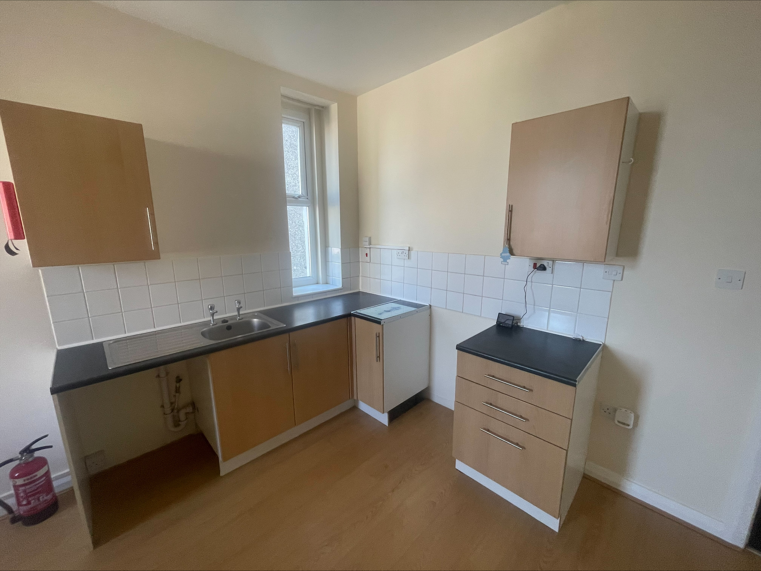 Flat 2, Colwyn Bay photo 5