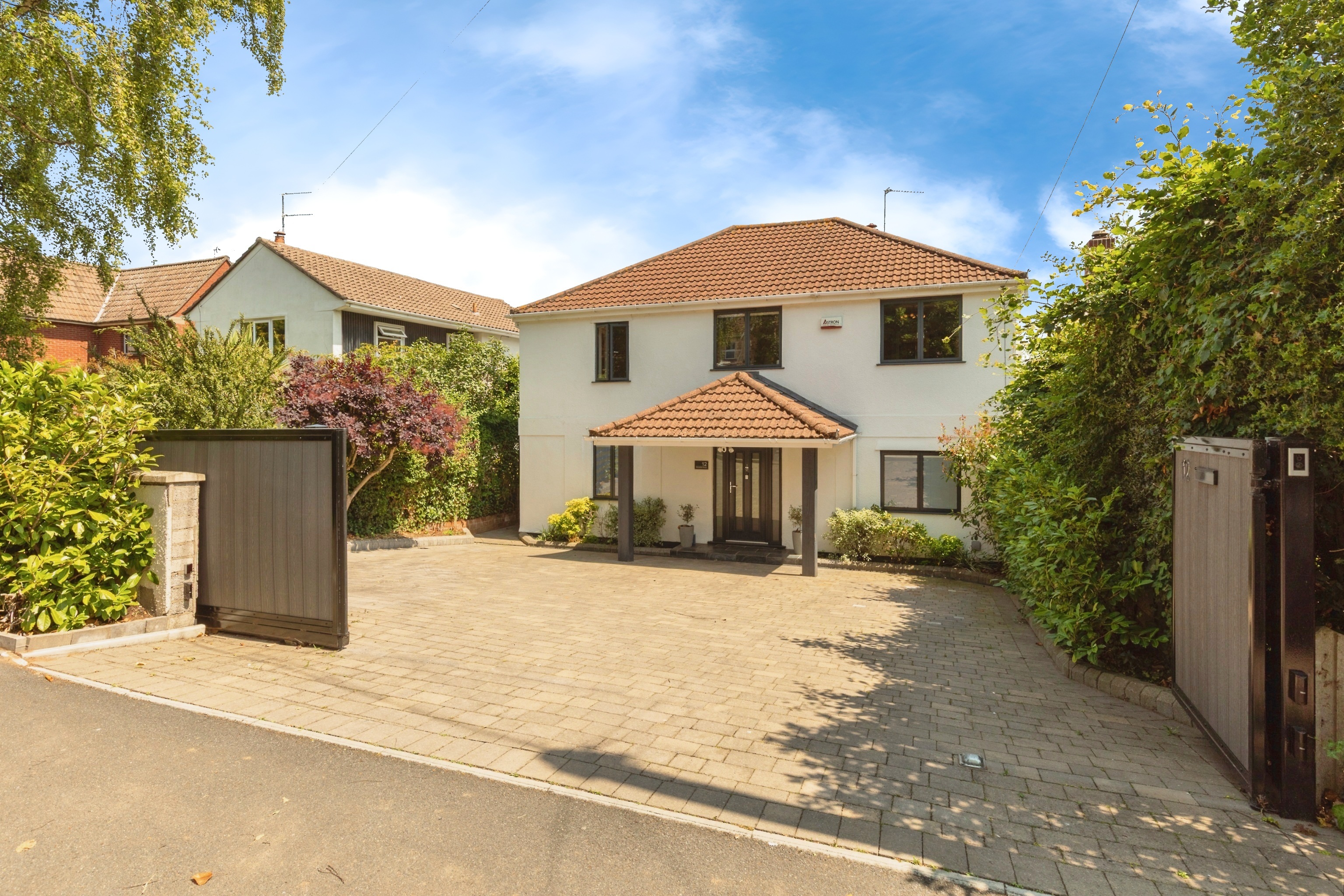 6 bedroom detached new house for sale