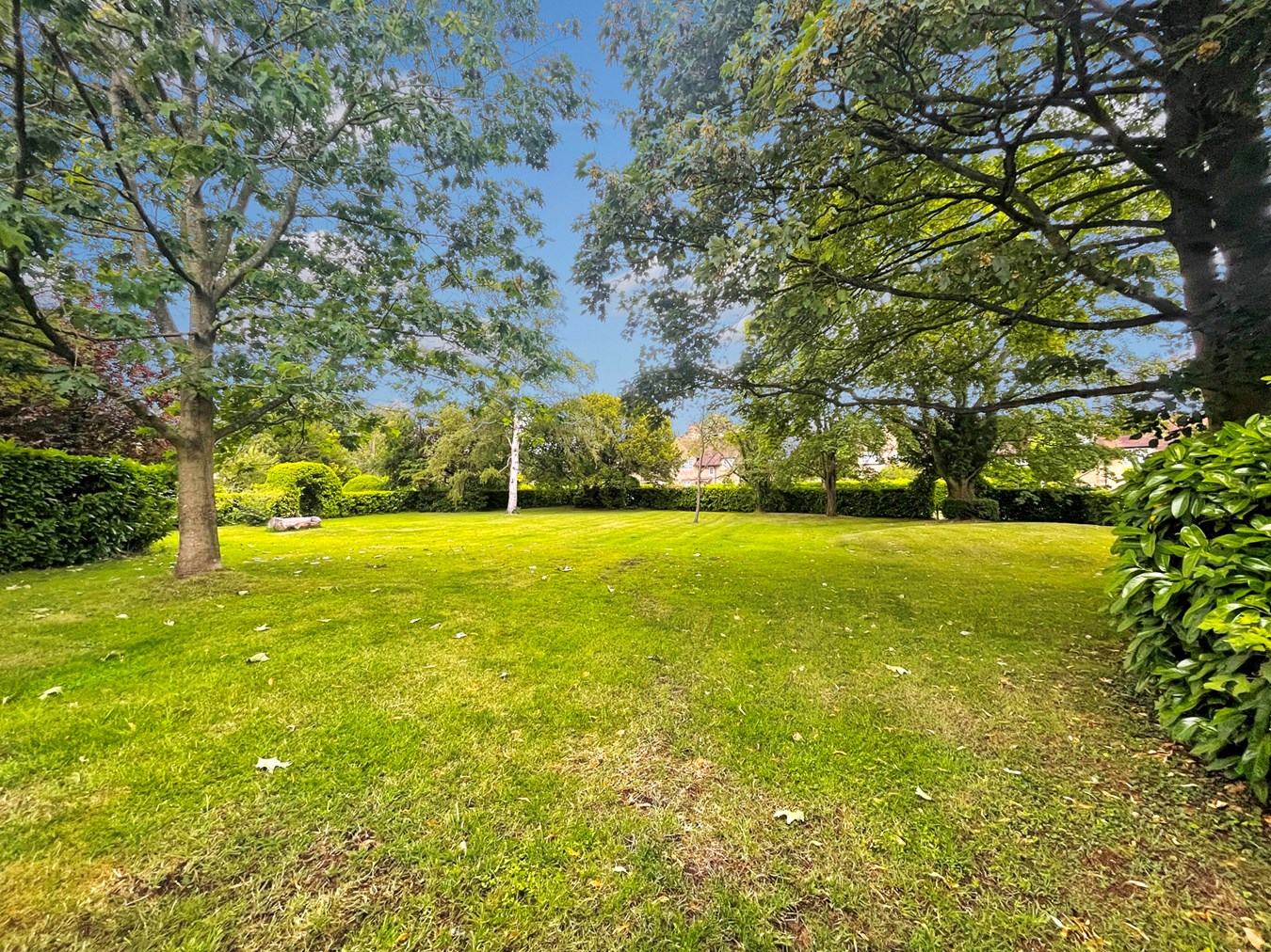 Photos of Elm Close, Amersham HP6 65163567 PrimeLocation