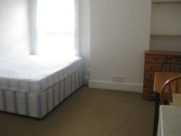 8@26, Teignmouth Road, Kilburn photo 4