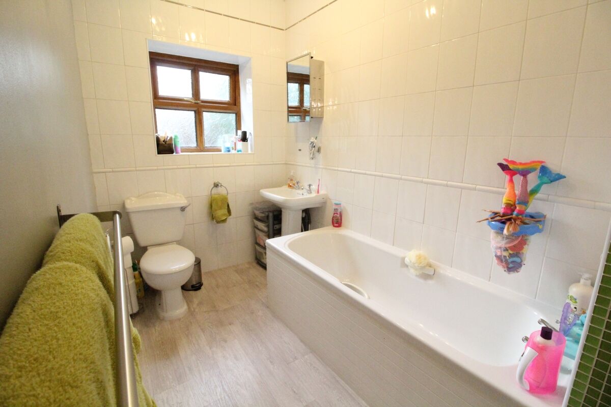 Free property report 2, Healey Cottages, Whitworth Road, Rochdale, OL12