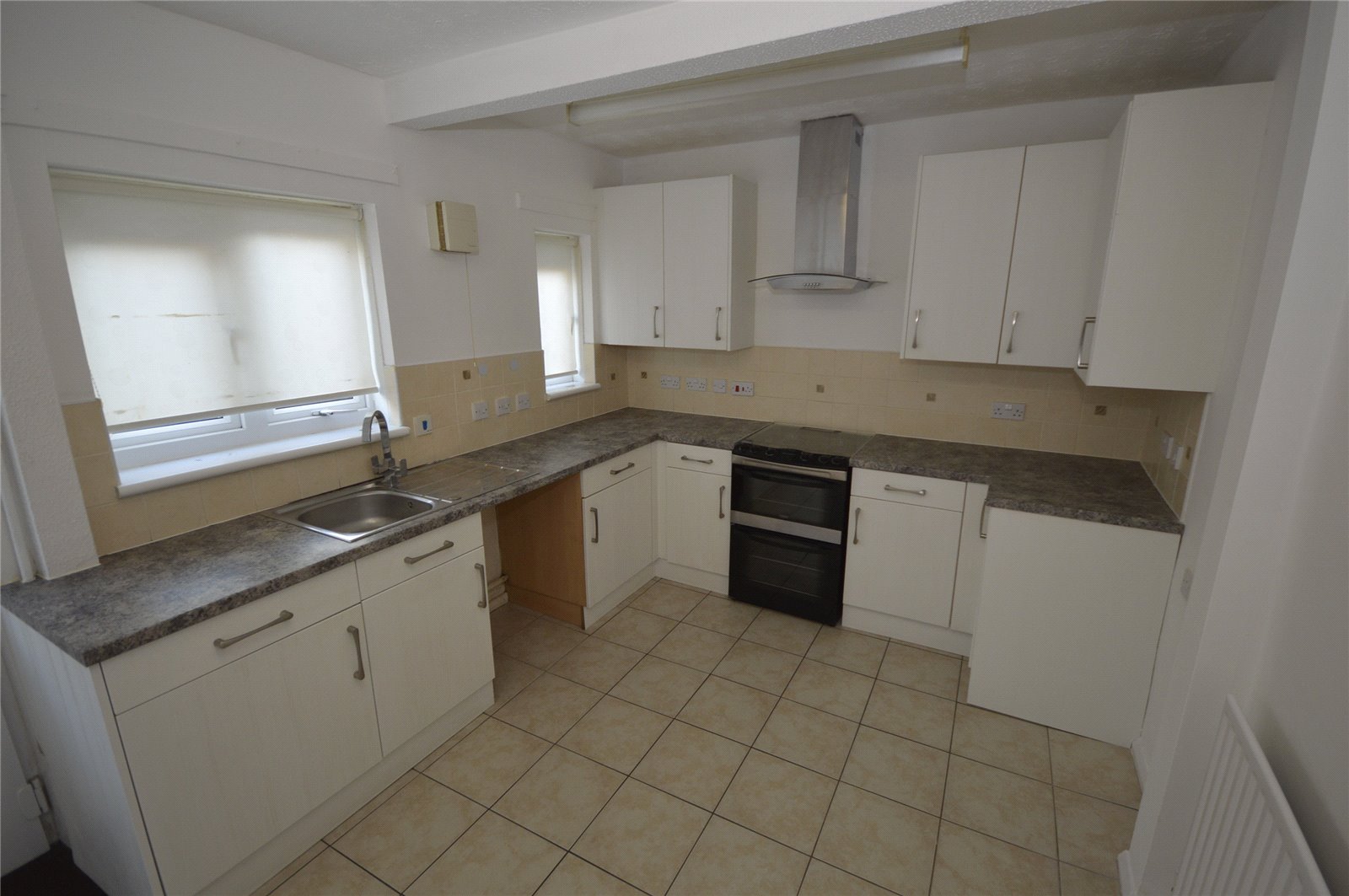 Photos of First Avenue, Wolverhampton, West Midlands WV10 63788452 PrimeLocation