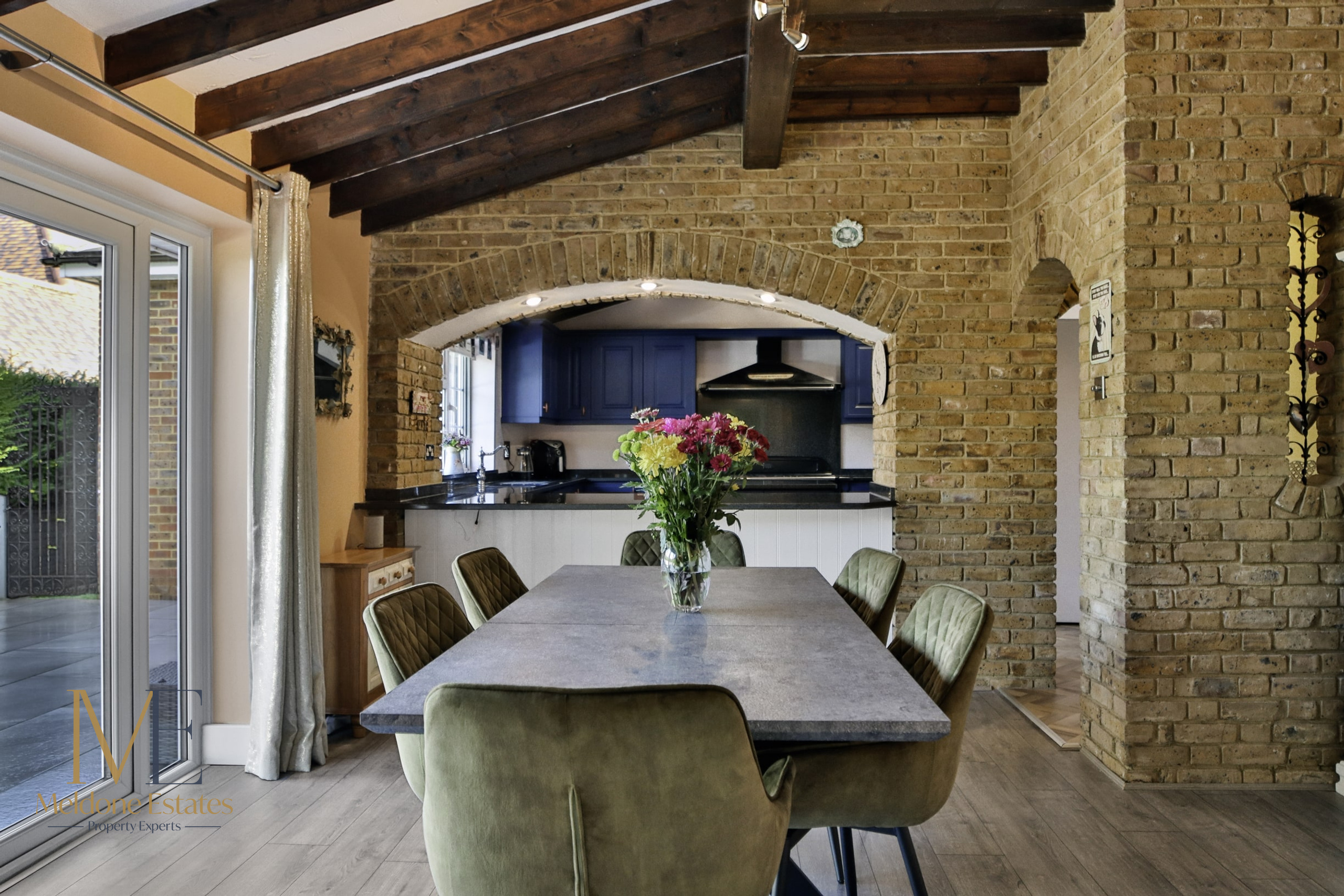 5 bedroom bungalow for sale 0