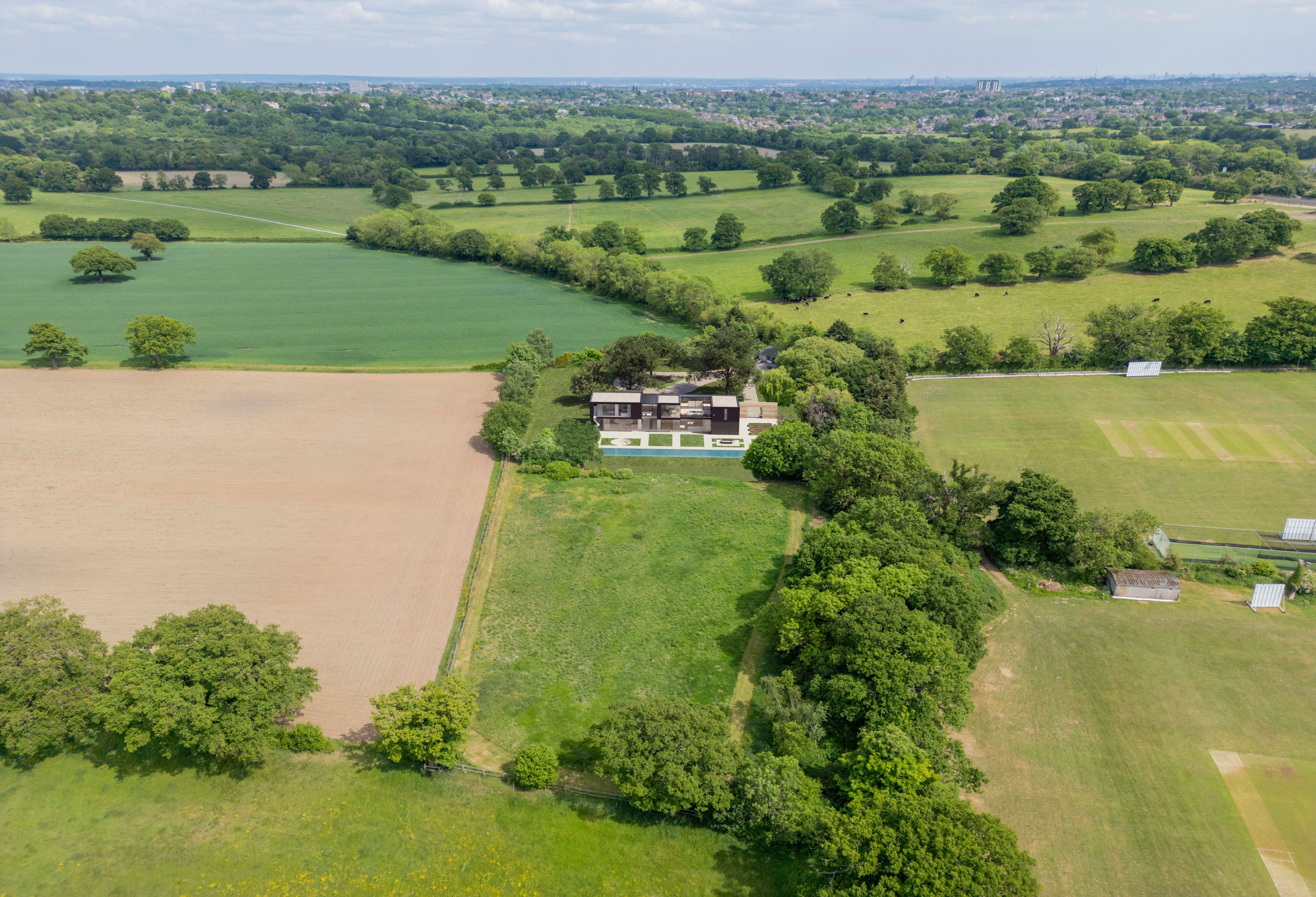 5 bedroom detached house for sale 0