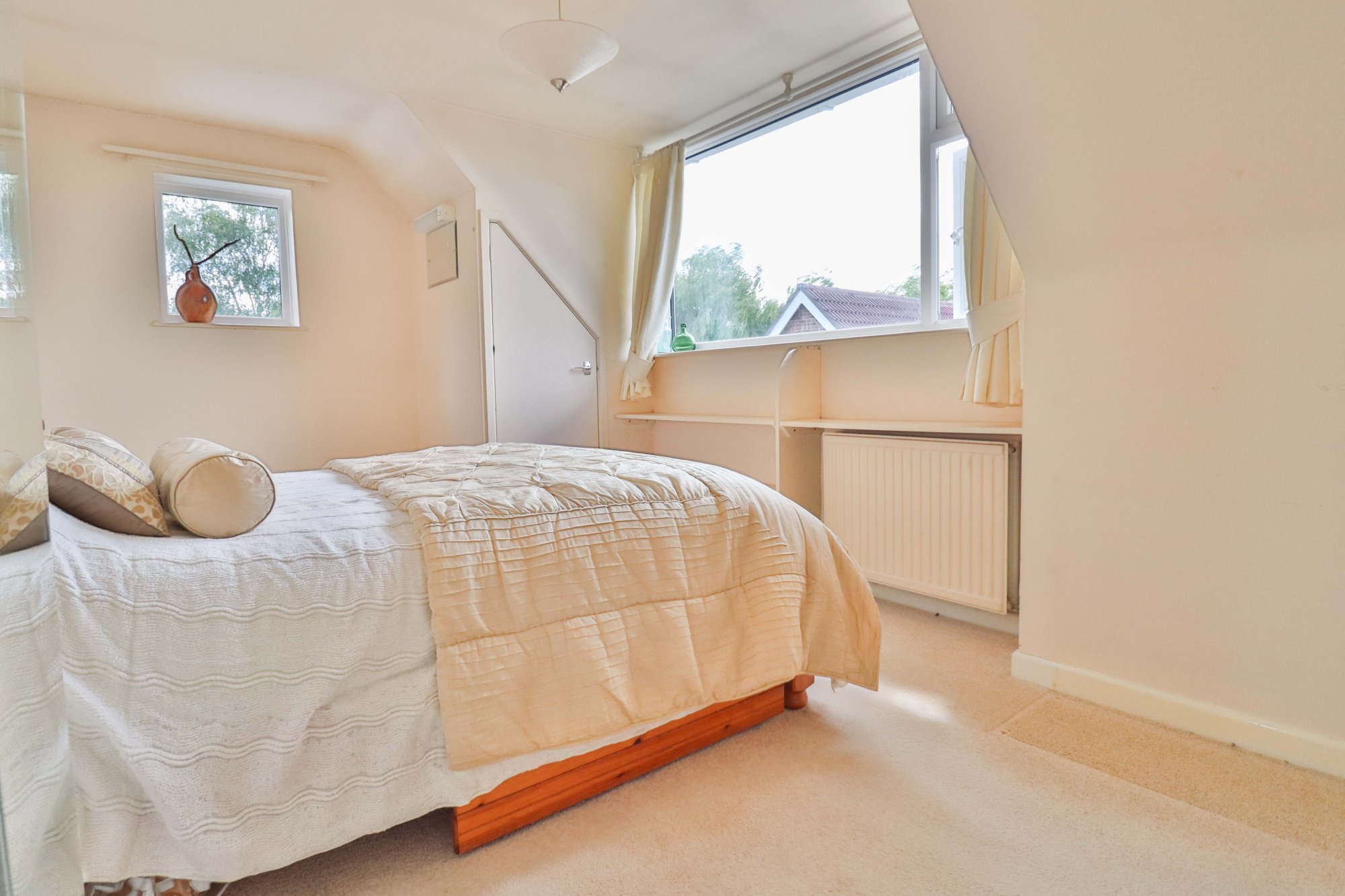 Photos of Denmark Rise, Diss IP22 61746070 PrimeLocation