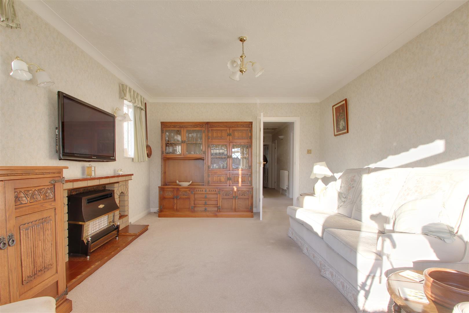 Photos of Fernhurst Drive, GoringBySea, Worthing BN12 66461164