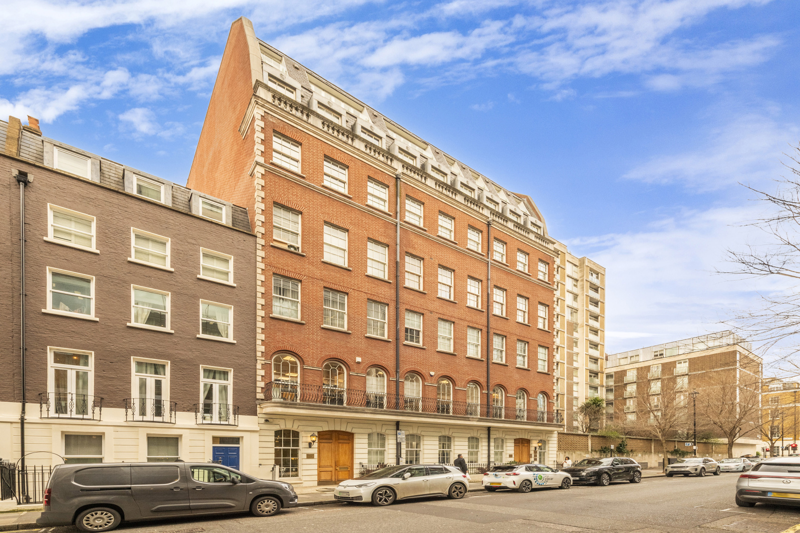 2 bedroom flat for sale 0