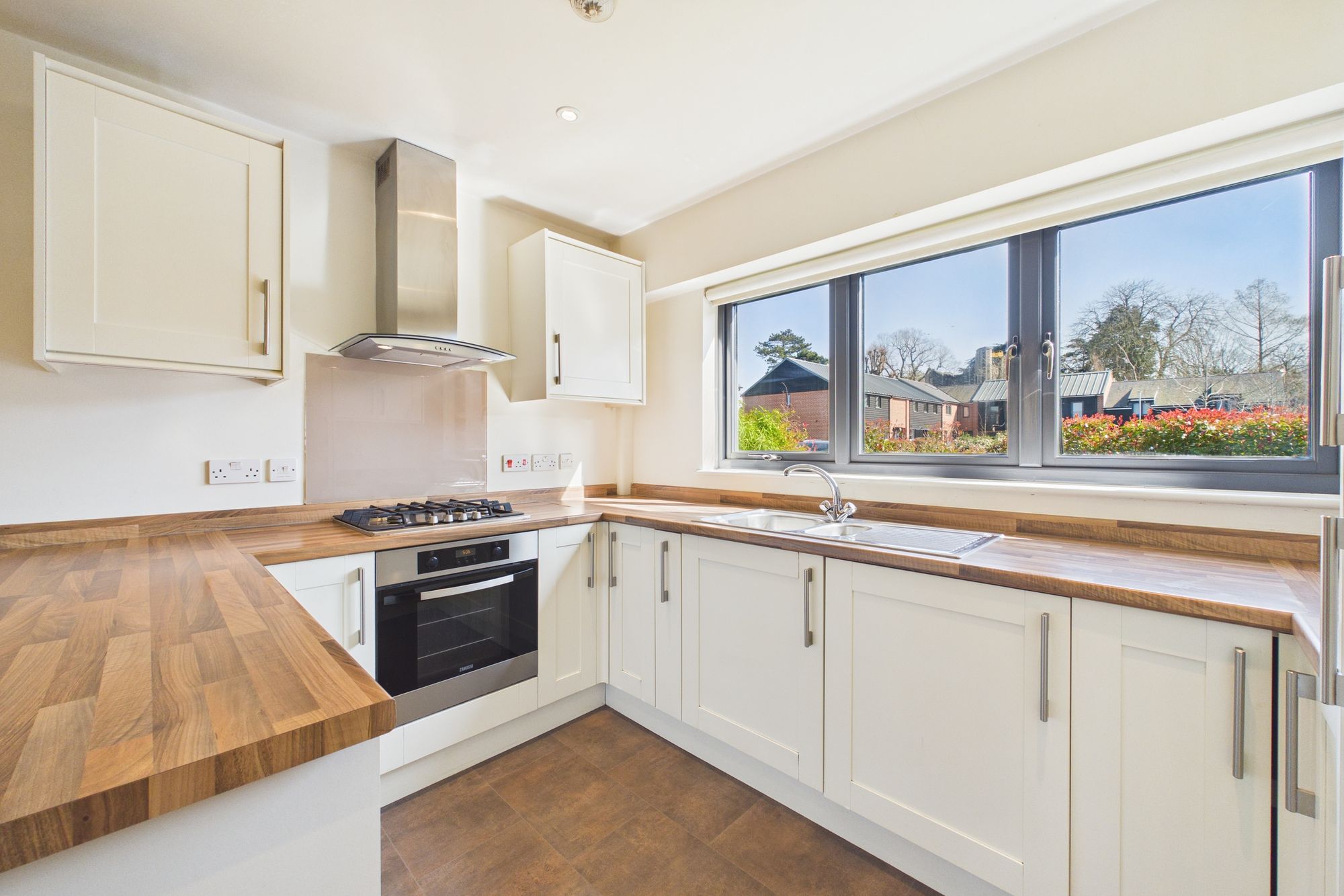 7 Abbey Barns Court, Thetford photo 4
