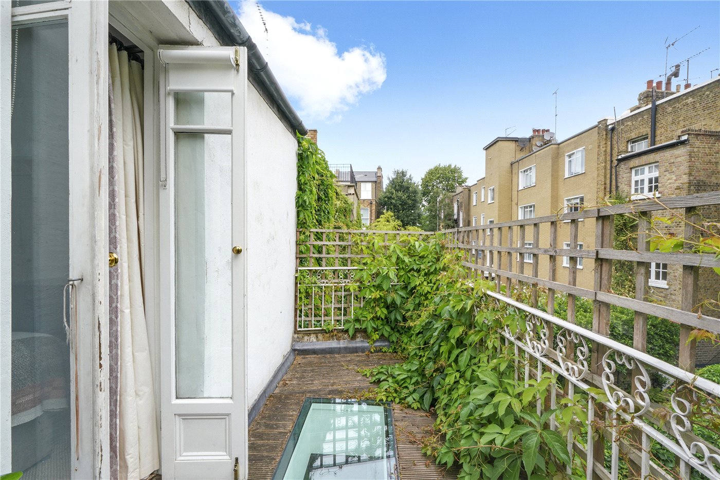 3 bedroom terraced house for sale 0