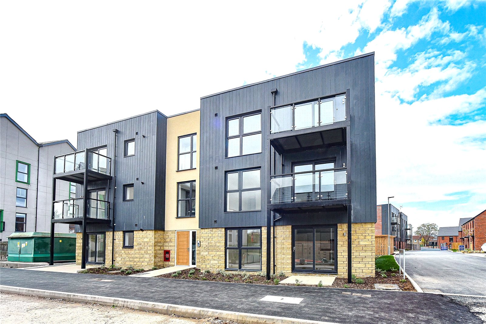 JUNE 35% 1 Bed Apt Langley Park,, Langley Park, Foundry Lane, Wiltshire photo 4