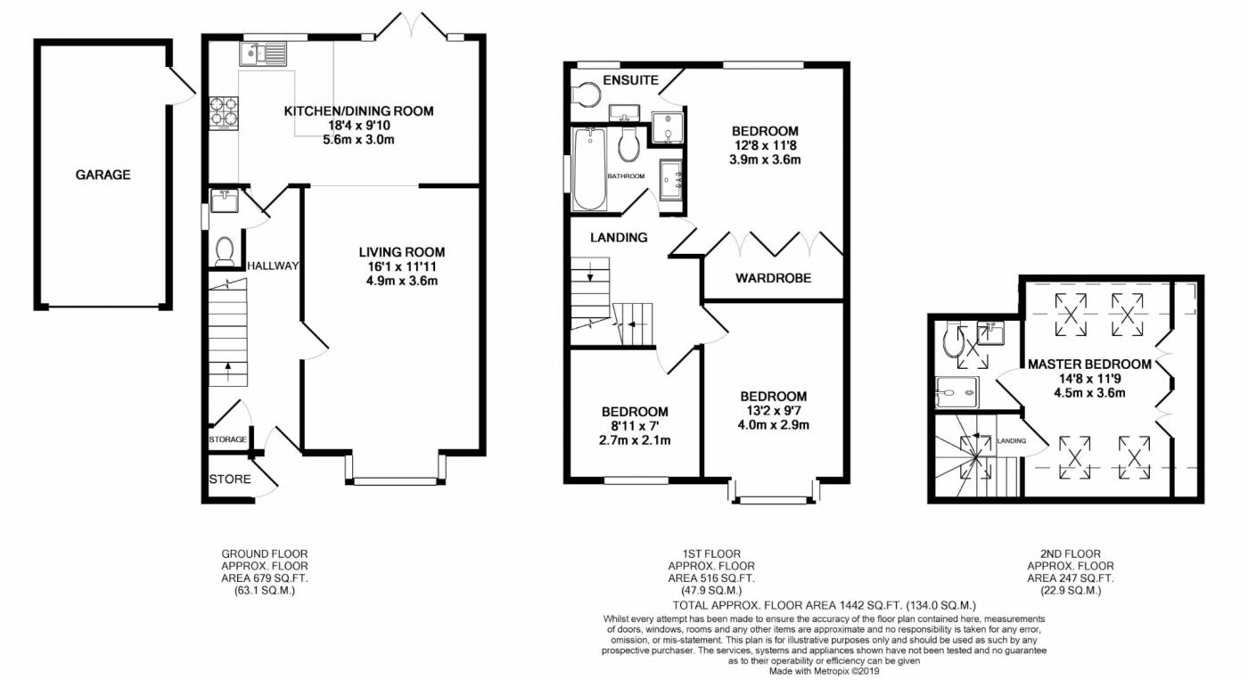 4 Bedrooms Detached house for sale in Maguire Drive, Camberley GU16