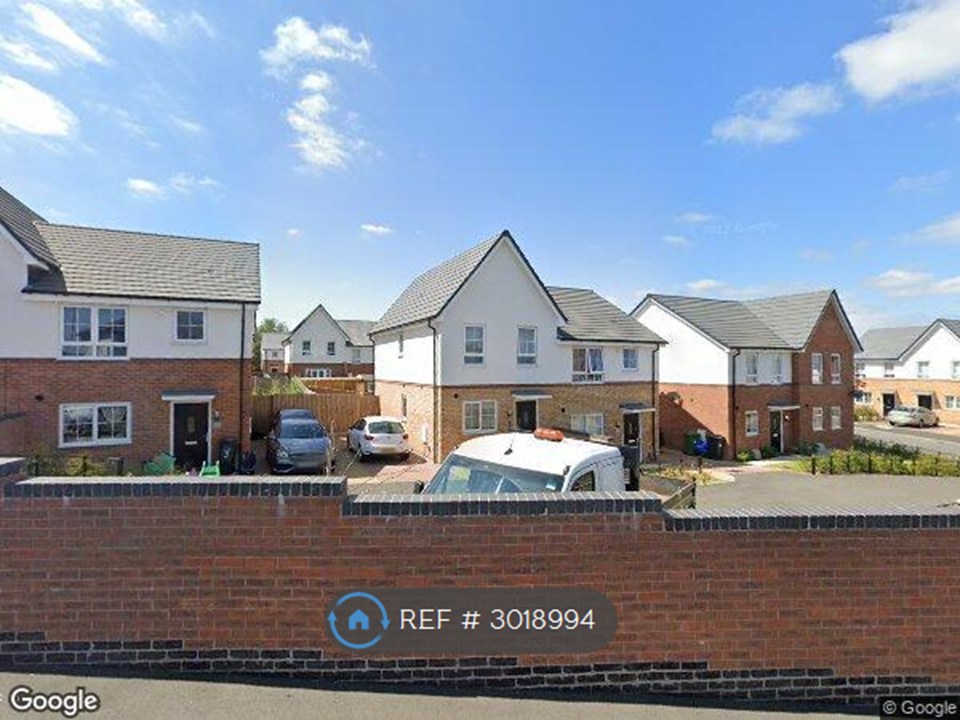 Blue Coat Drive, Dudley photo 2
