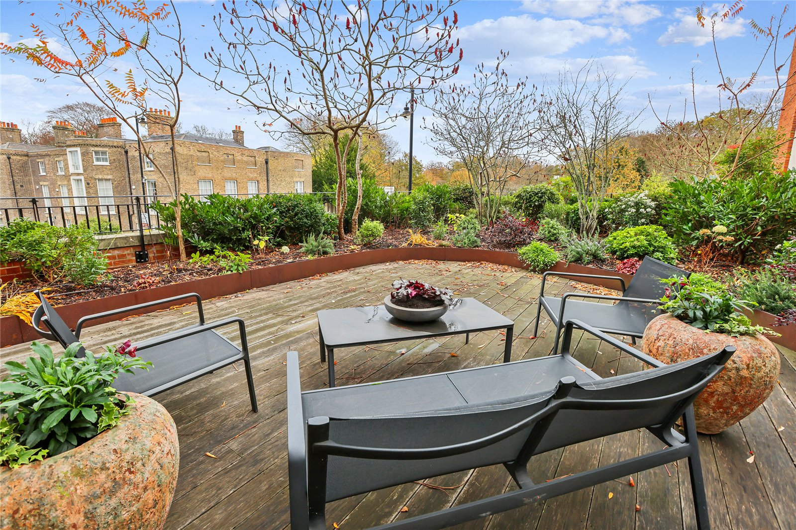 2 bedroom flat for sale 0