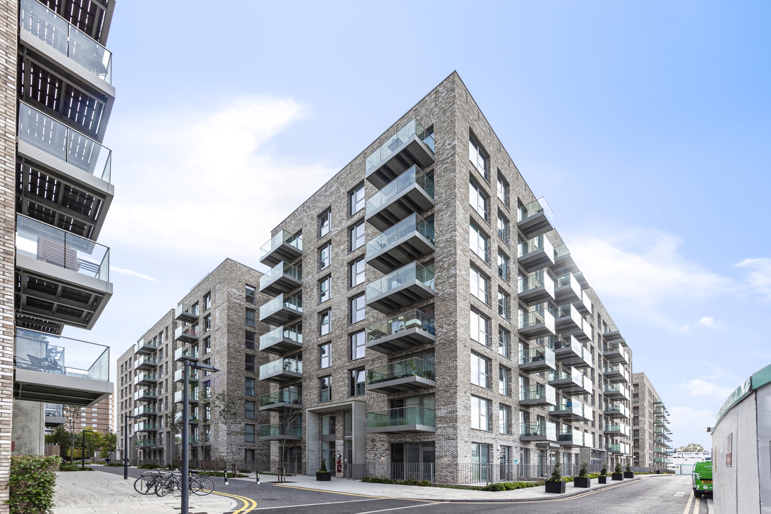 St pier court , Green Street, London photo 2
