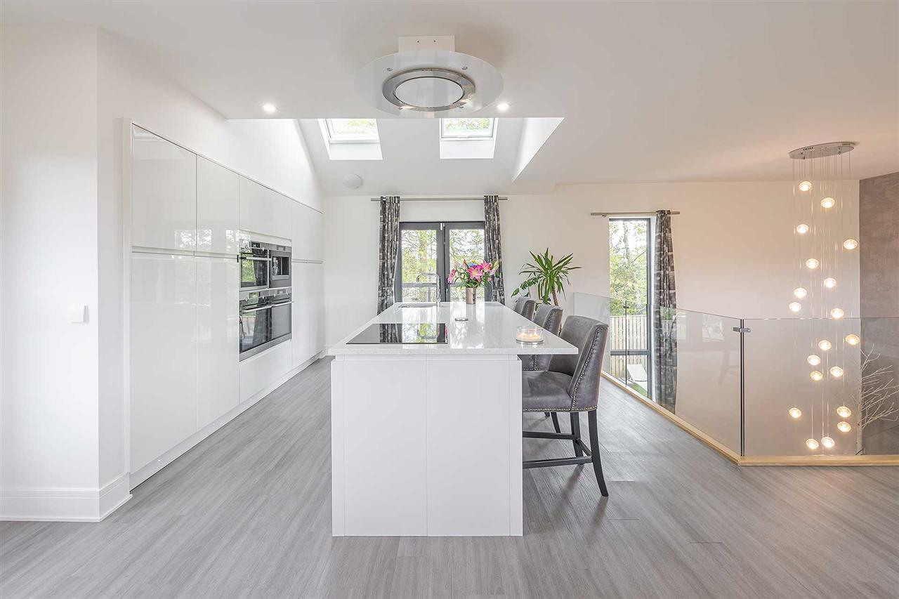 Photos of Oakbank House, Bridgecastle Cottages, Bridgecastle EH48