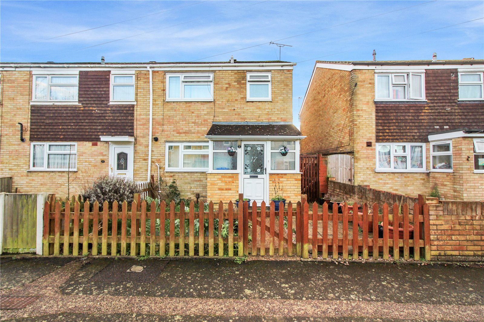 Free property report 17 Harris Gardens, Sittingbourne, ME10 3PW Chimnie