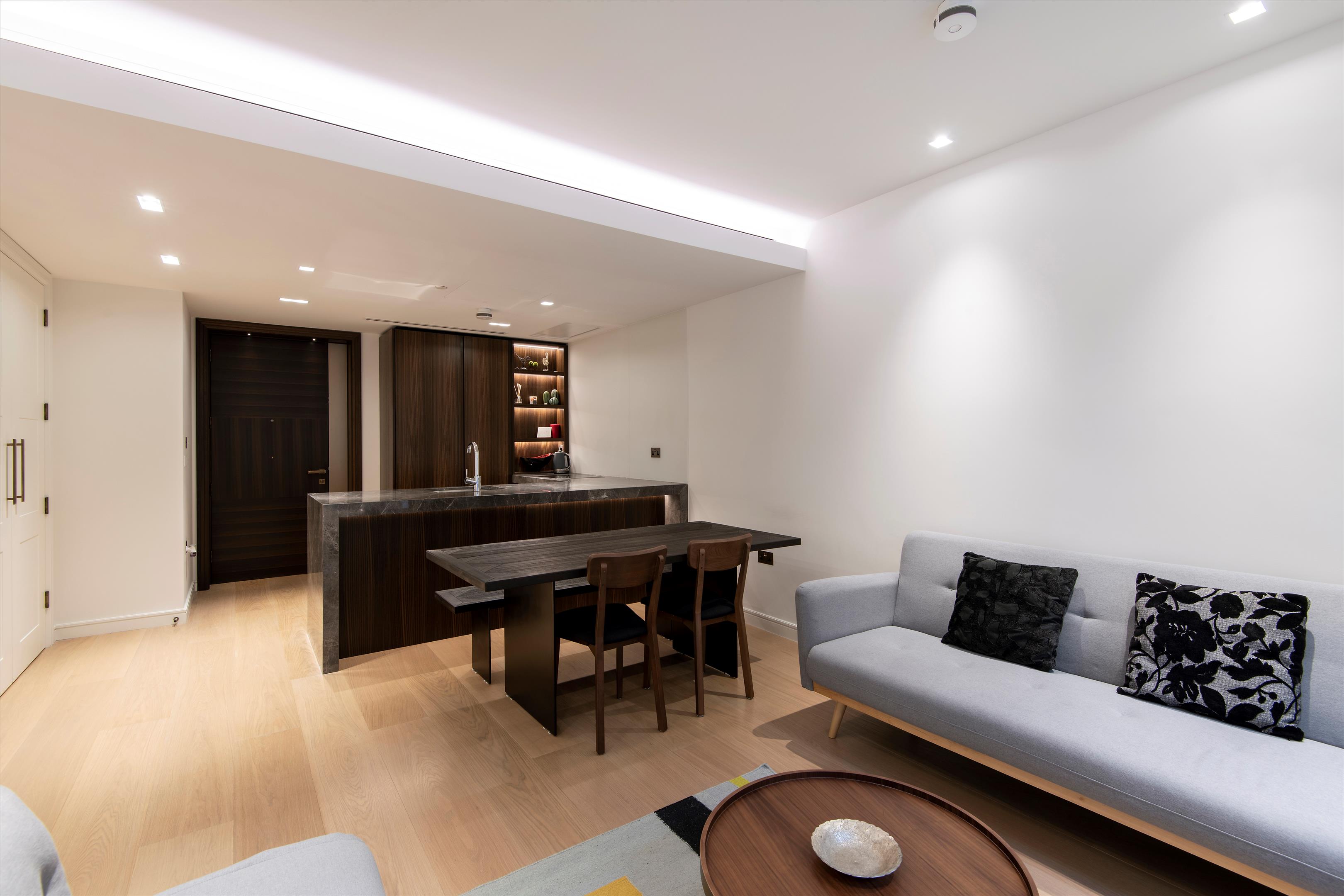 2 bedroom flat for sale 0