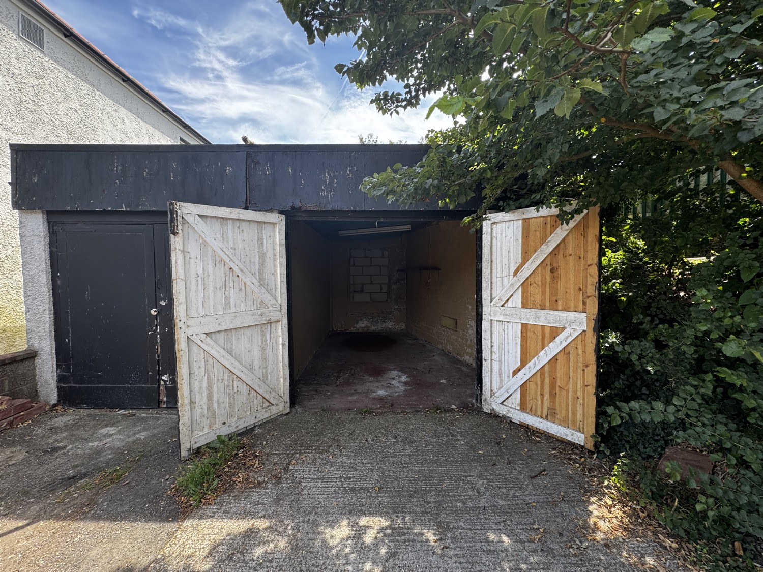 Garage, Stanley Road, Portslade photo 5