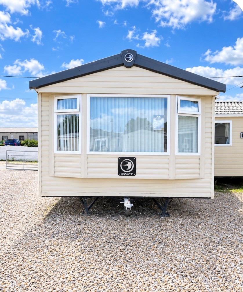 Madras Bungalow, Broadway, Laugharne, Carmarthen, SA33 4NU - listing photo