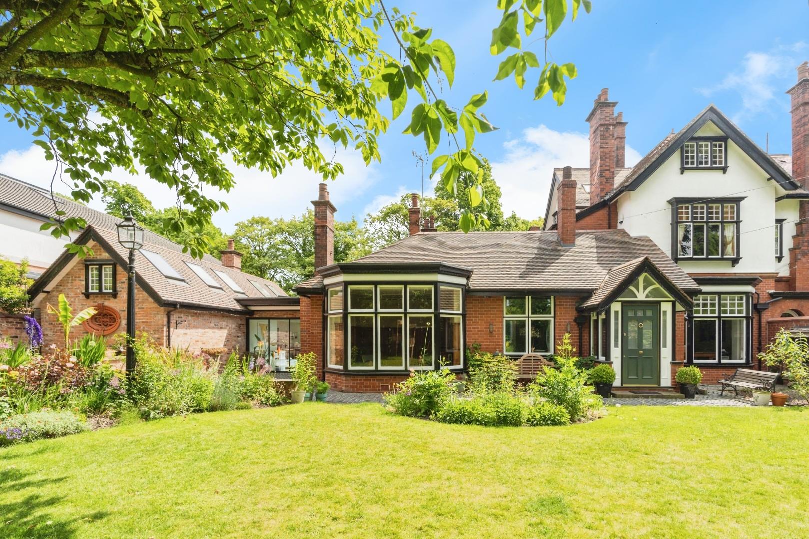 4 bedroom property for sale 0
