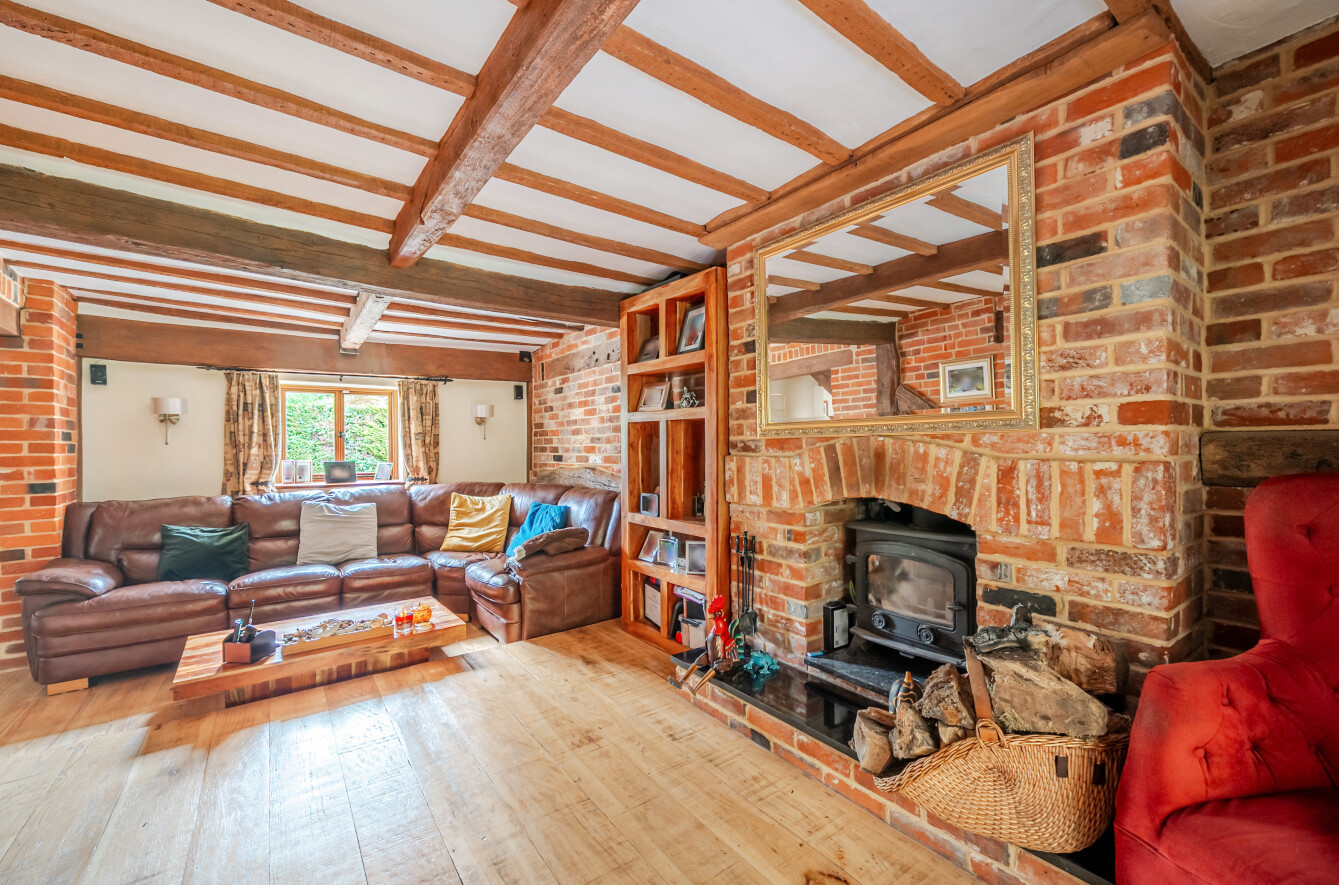 4 bedroom detached house for sale 0