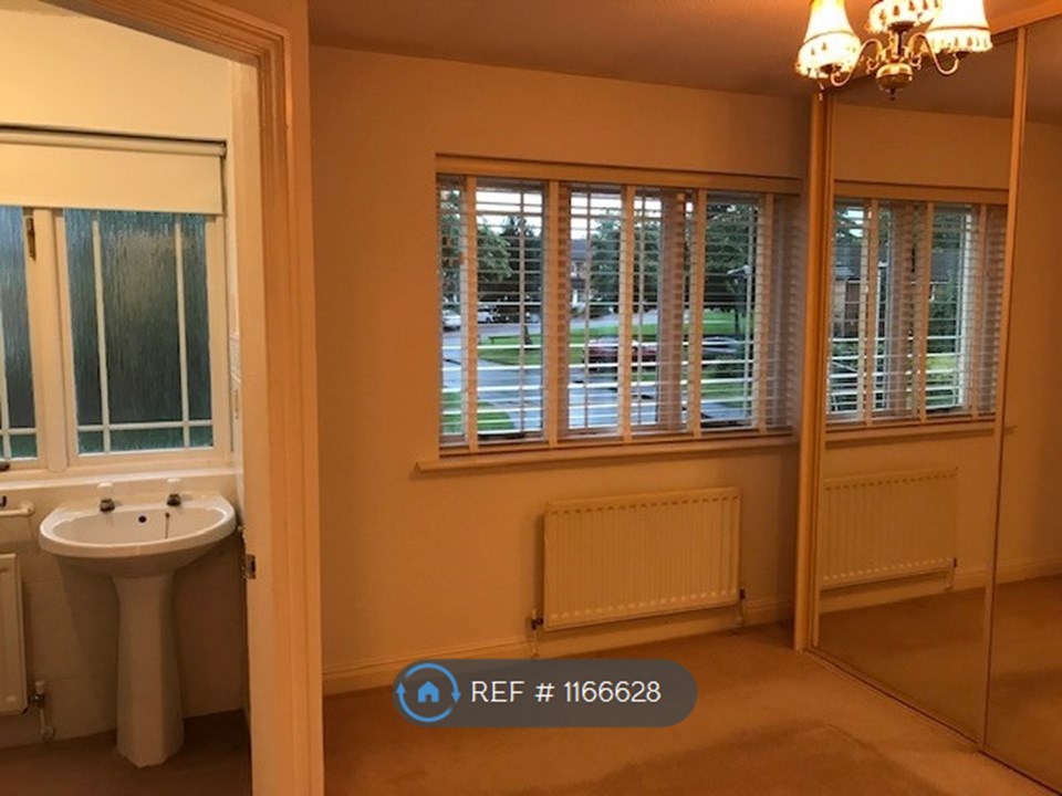 Photos of Drive, Macclesfield SK11 66668804 PrimeLocation