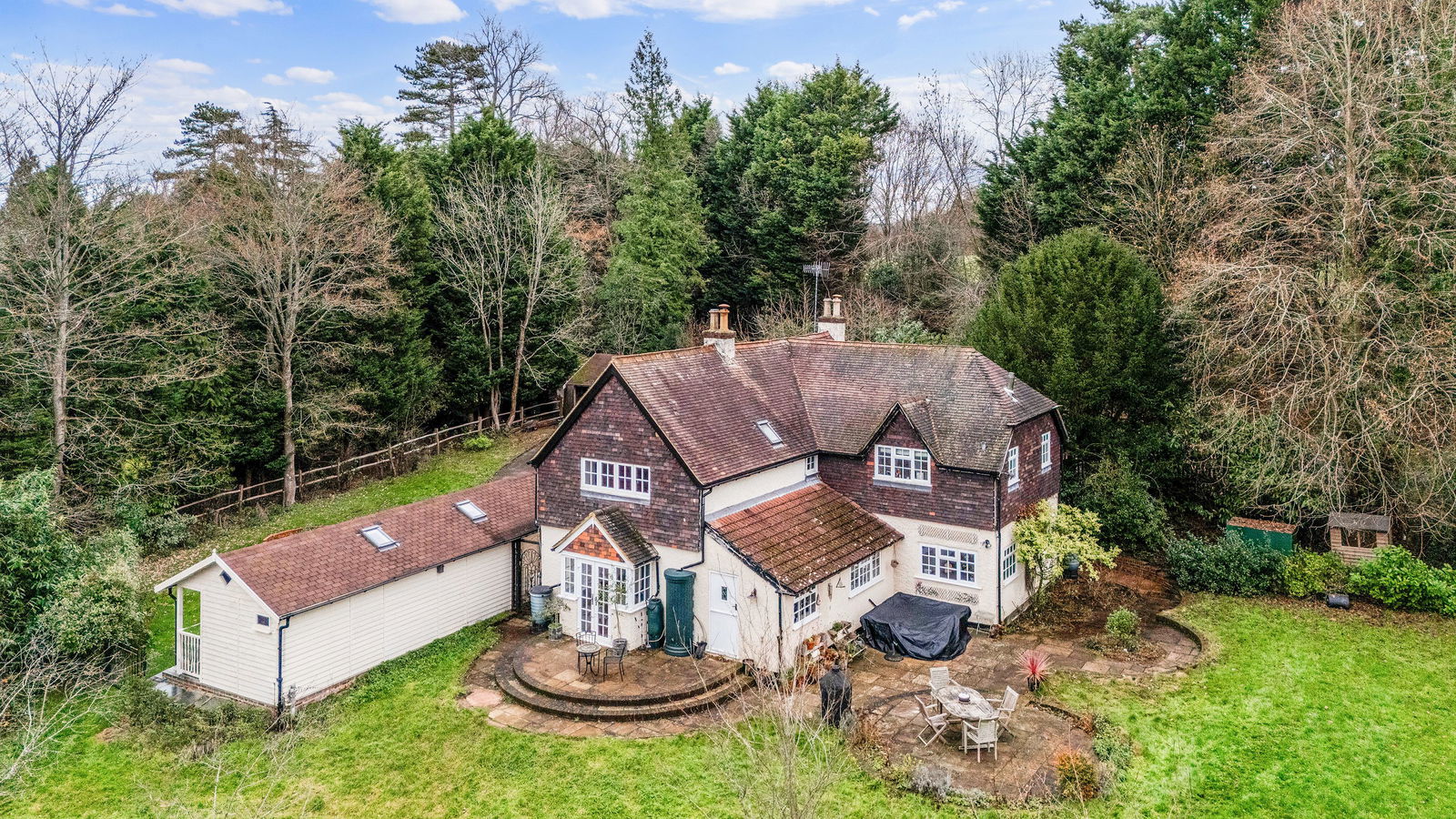 5 bedroom detached house for sale - Million Plus.com The Luxury Marketplace