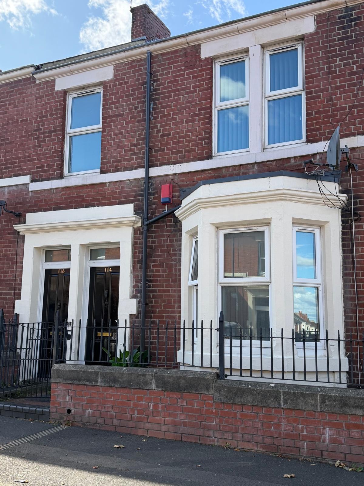 116 Wingrove Gardens, Newcastle upon Tyne photo 2