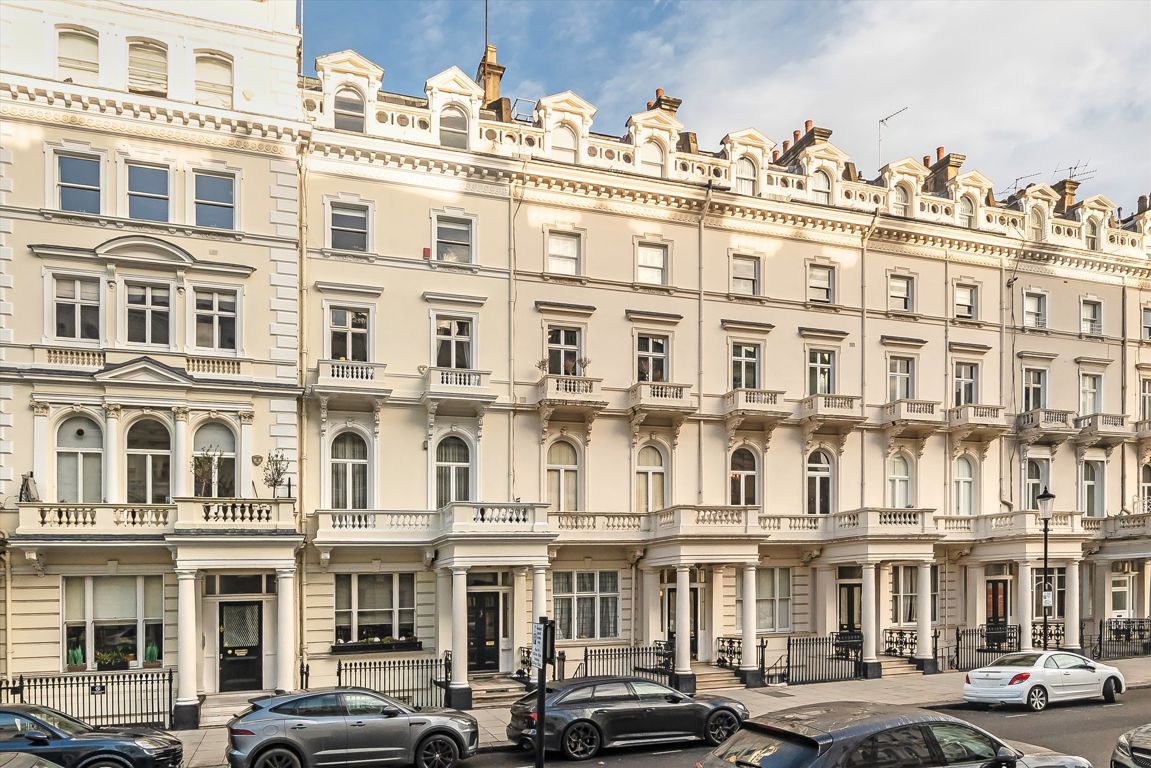 Queen's Gate Terrace, London photo 4
