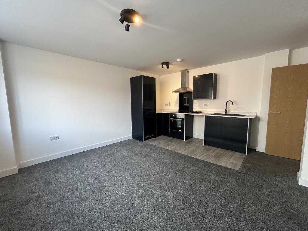 Apartment 17, Reservoir House, West Street, Chesterfield, photo 4