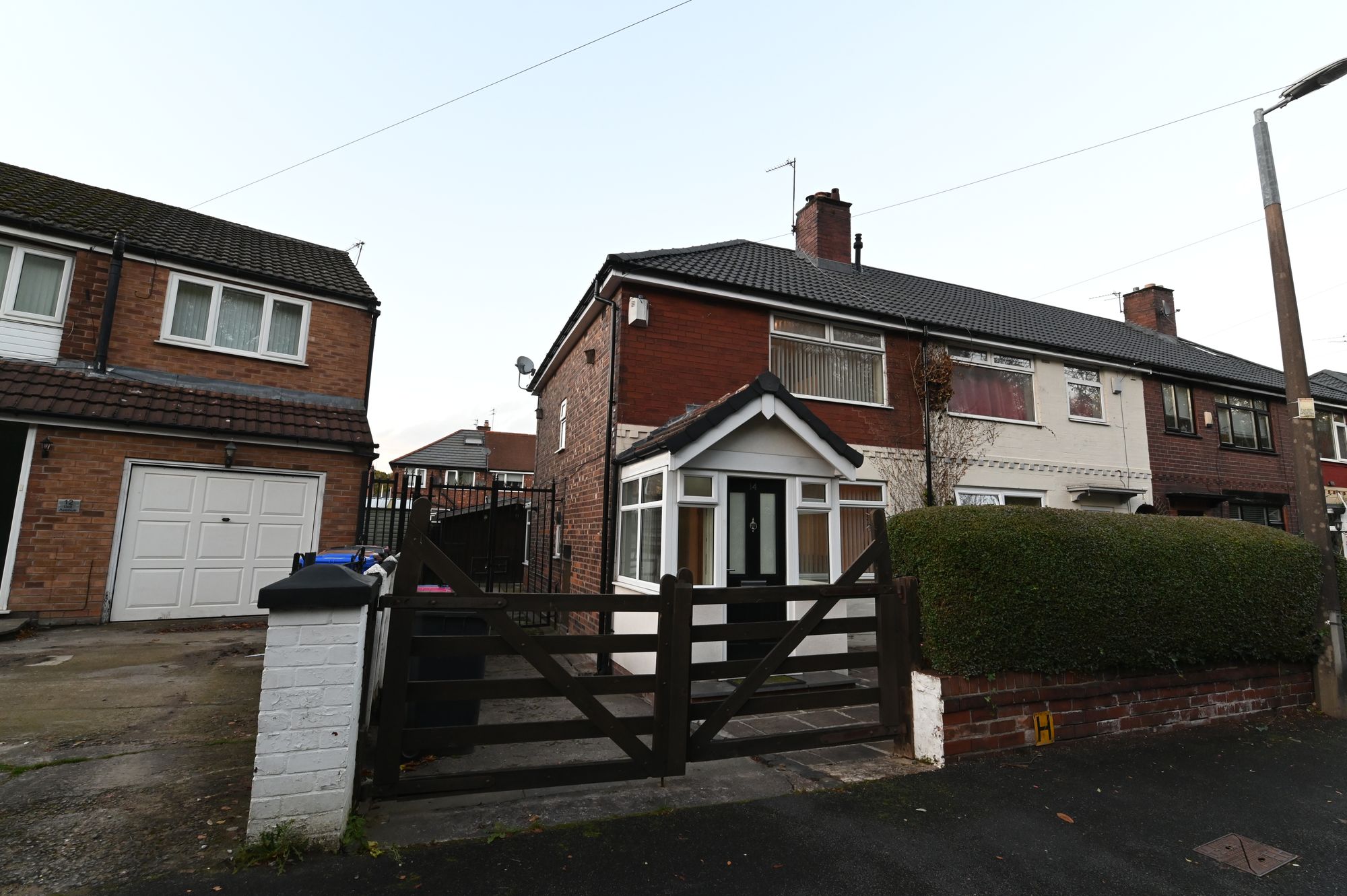 14 Dell Avenue, Manchester photo 4