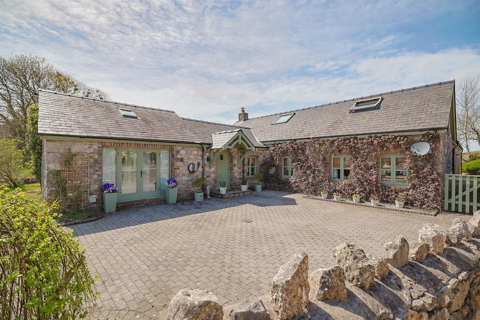 4-bed other on 3, St Davids View, Swansea, £750,000